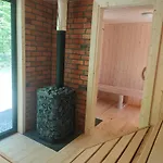 Sloneczna Polana Magdalenka Jaktstuga *