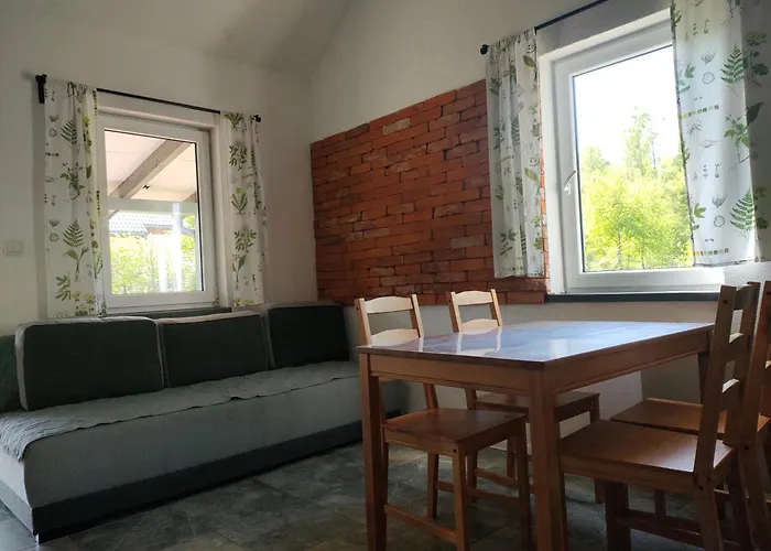 Sloneczna Polana Magdalenka بيت خشبي